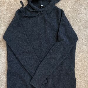 Uniqlo Women's Charcoal Crewneck Sweater Hoodie
